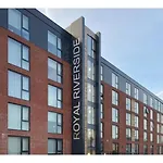 Royal Riverside Apartments Sheffield Centre - Opulent Living